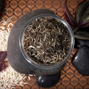 Loose leaf tea with rice and stones